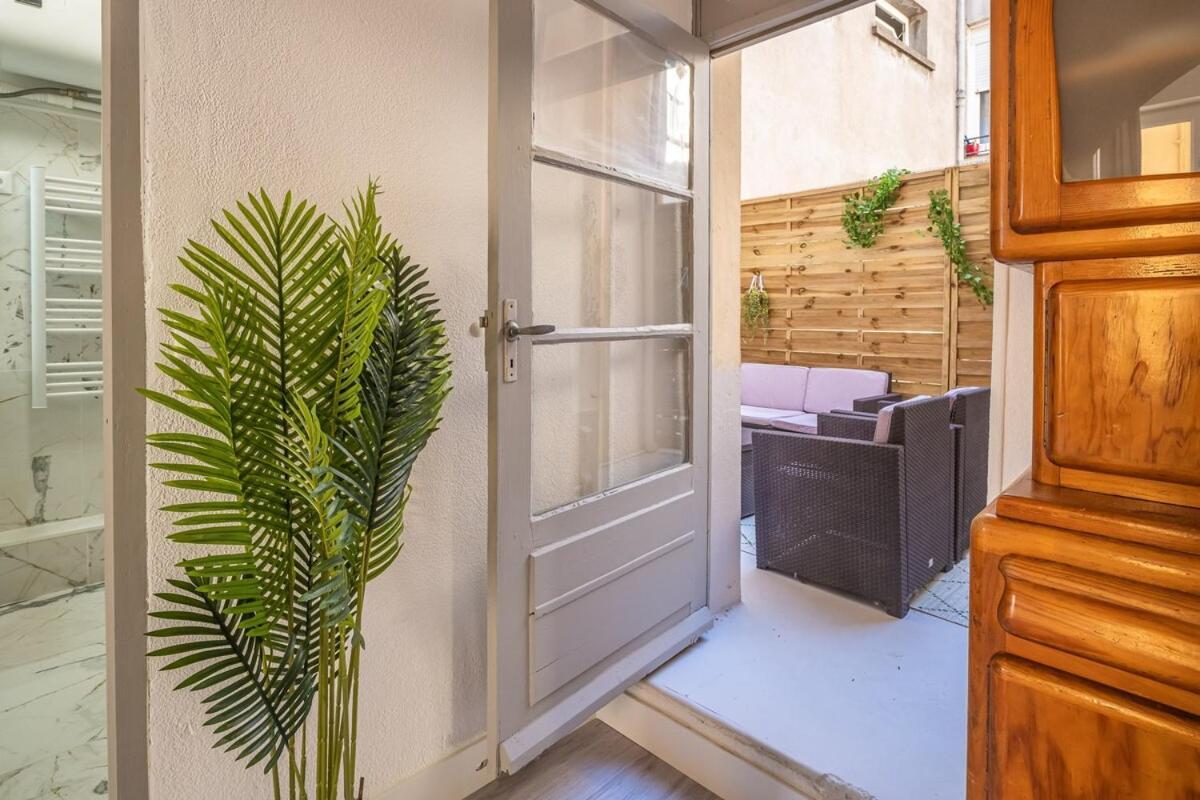 Le Convivial ~ Climatisation ~ Terrasse ~ Halles ناربون المظهر الخارجي الصورة