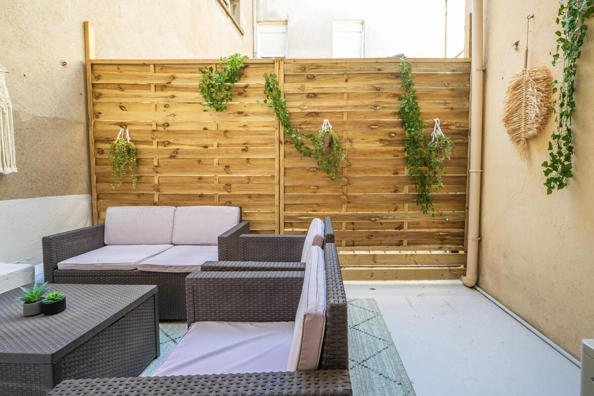 Le Convivial ~ Climatisation ~ Terrasse ~ Halles ناربون المظهر الخارجي الصورة